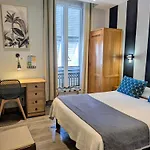 Hotel H33 2*