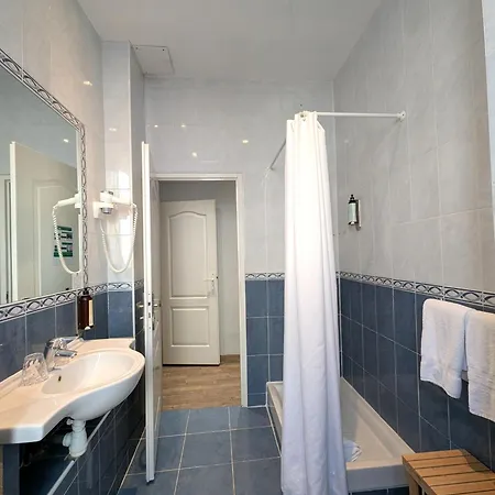 Hotel H33 Nice